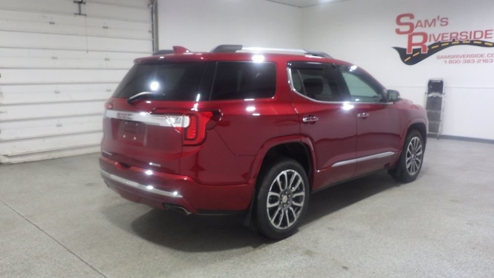 Used 2020 GMC Acadia Denali w/ Technology Package AWD/4WD image 4