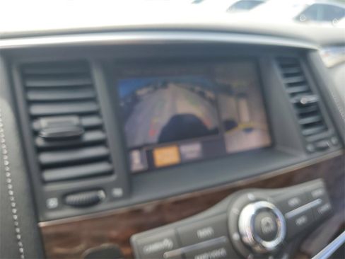 Used 2018 Nissan Armada SL w/ Moonroof Package image 29