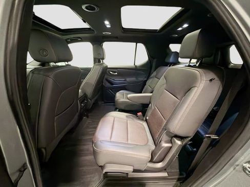Used 2023 Chevrolet Traverse High Country image 23