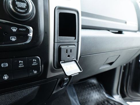 Used 2018 RAM 2500 Big Horn image 47