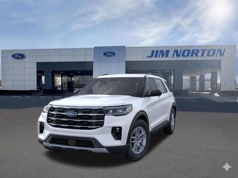 New 2026 Ford Explorer Active w/ Active Comfort Package RWD image 3
