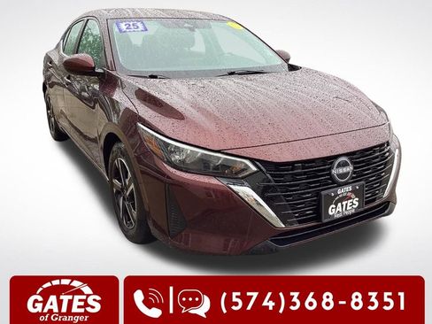 Used 2025 Nissan Sentra SV FWD image 1