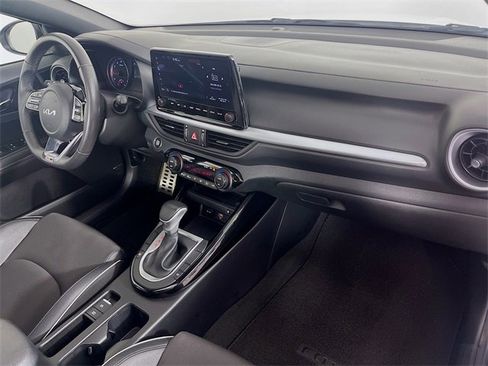 Used 2024 Kia Forte GT-Line w/ GT-Line Premium Package image 31