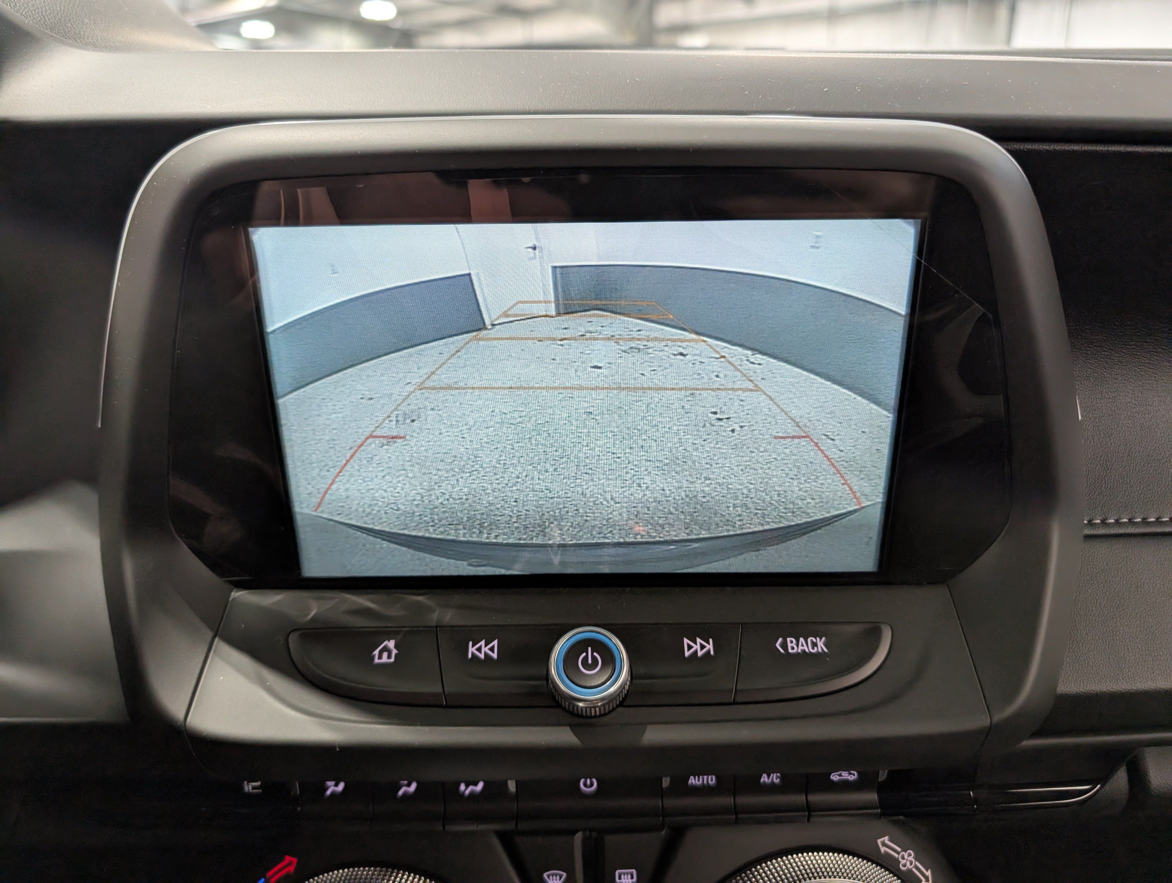 Used 2018 Chevrolet Camaro SS RWD image 25