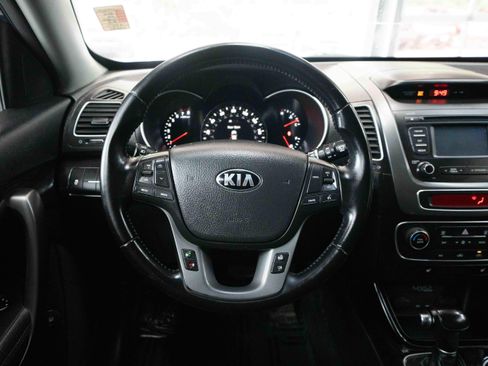 Used 2014 Kia Sorento EX AWD/4WD image 21