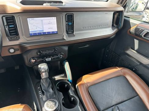 Used 2023 Ford Bronco Outer Banks AWD/4WD image 11