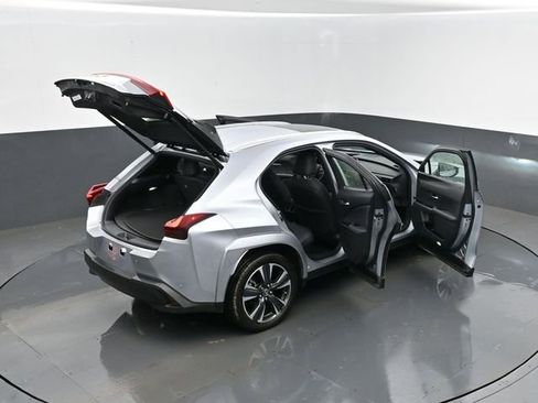 Used 2023 Lexus UX 250h AWD w/ Accessory Package (Z1) image 29