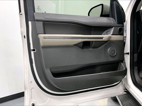 Used 2019 Ford Expedition XLT w/ Equipment Group 202A image 20