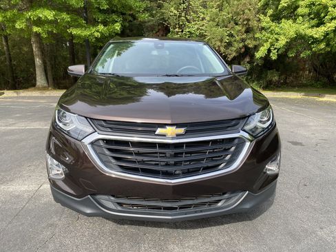 Used 2020 Chevrolet Equinox LT image 3