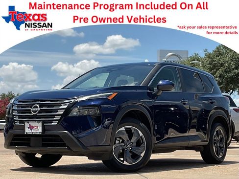 Used 2025 Nissan Rogue SV FWD image 1