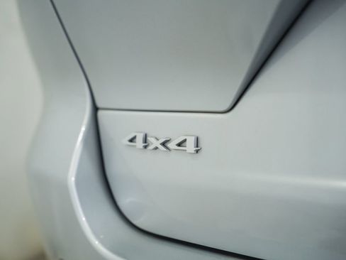 Used 2024 Jeep Grand Cherokee Summit AWD/4WD image 7