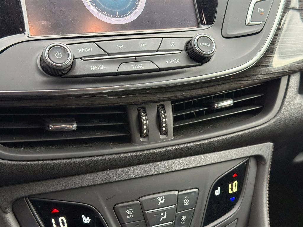 Used 2017 Buick Envision Essence FWD image 16