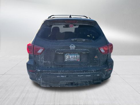 Used 2020 Nissan Pathfinder SL image 4