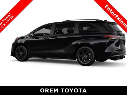 New 2026 Toyota Sienna XLE Woodland Edition image 5