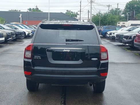 Used 2016 Jeep Compass Latitude AWD/4WD image 6
