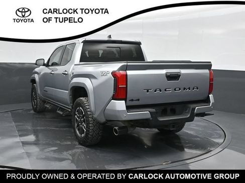 Used 2025 Toyota Tacoma TRD Sport w/ TRD Sport Upgrade Package AWD/4WD image 11