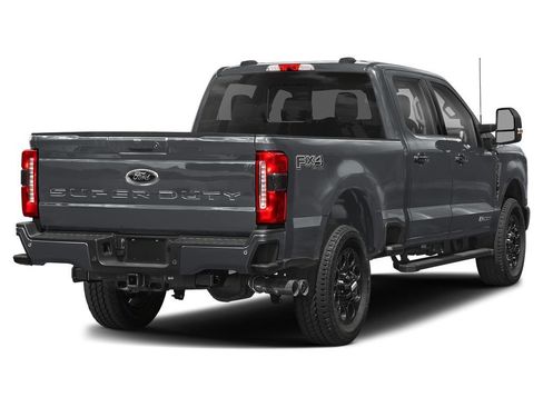 Used 2025 Ford F250 XLT w/ FX4 Off-Road Package AWD/4WD image 2