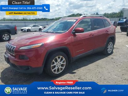 Used 2015 Jeep Cherokee Latitude w/ Comfort/Convenience Group