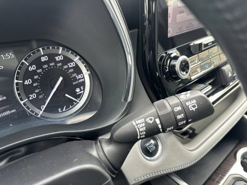 Used 2021 Toyota Highlander Limited AWD/4WD image 55