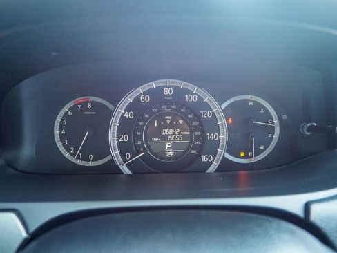 Used 2014 Honda Accord LX image 18