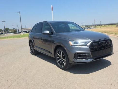 Used 2022 Audi Q7 3.0T Premium Plus AWD/4WD image 4