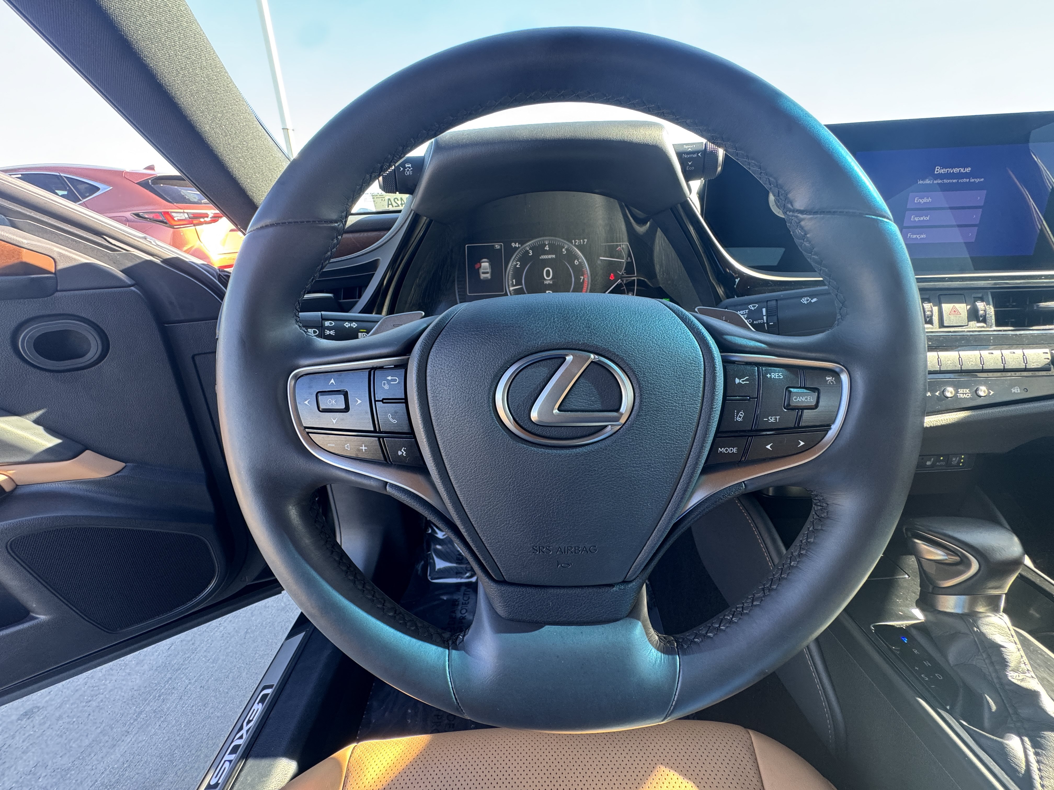 Certified 2024 Lexus ES 350 w/ Premium Package FWD image 21