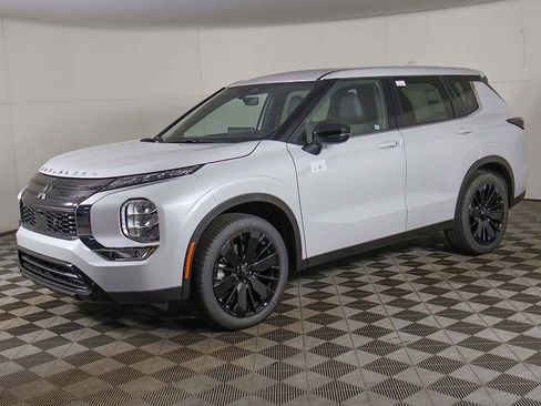 New 2026 Mitsubishi Outlander LE FWD image 7