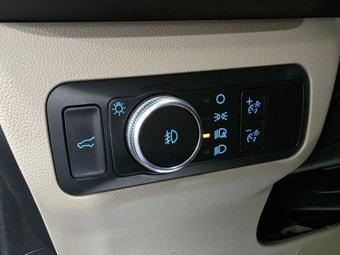 Used 2022 Ford Escape SEL AWD/4WD image 16