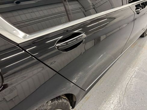 Used 2018 BMW 750i xDrive AWD/4WD image 27