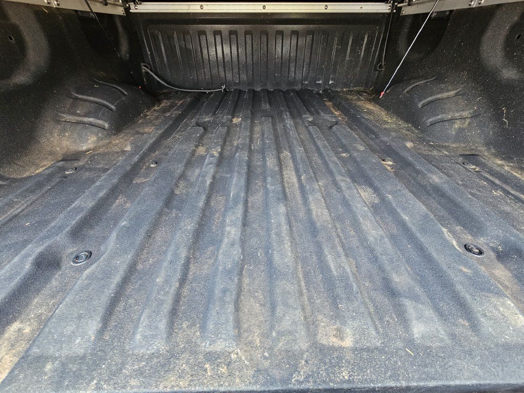Used 2024 Nissan Titan PRO-4X w/ Pro-4x Utility Package AWD/4WD image 32