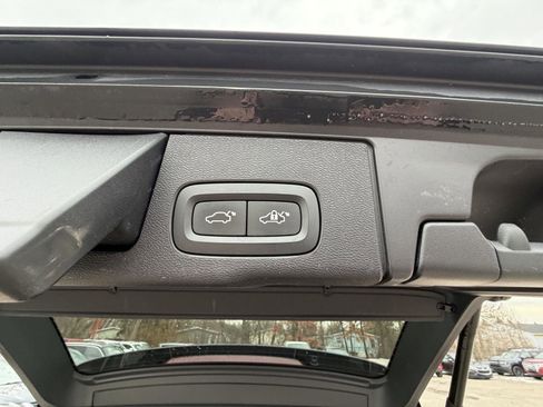 Used 2019 Volvo XC60 T6 Inscription w/ Protection Package Premier image 21