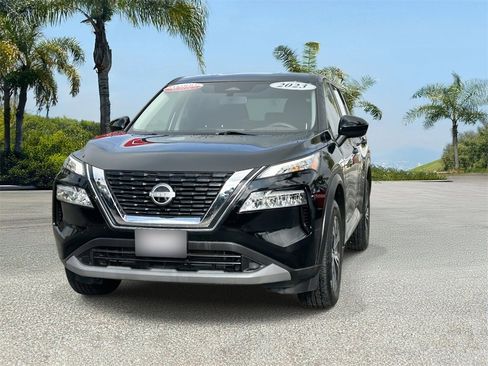 Certified 2023 Nissan Rogue SV image 6