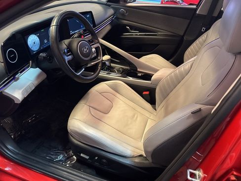 Used 2021 Hyundai Elantra Limited image 20