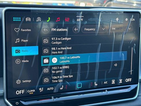 New 2026 Volkswagen Tiguan SE R-Line image 17