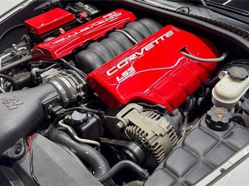 Used 2013 Chevrolet Corvette Convertible image 31