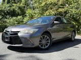 Used 2016 Toyota Camry SE image 2