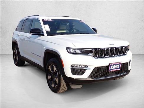 Used 2024 Jeep Grand Cherokee Limited 4xe w/ Luxury Tech Group II AWD/4WD image 6
