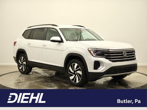 New 2026 Volkswagen Atlas SE image 1