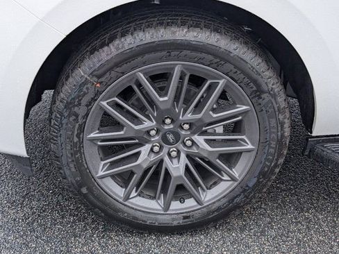 New 2026 Ford Expedition Platinum w/ Stealth Appearance Package AWD/4WD image 13