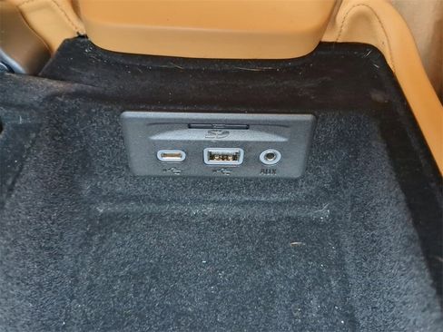 Used 2020 Chevrolet Corvette Stingray Premium Cpe w/ 3LT Preferred Equipment Group image 21