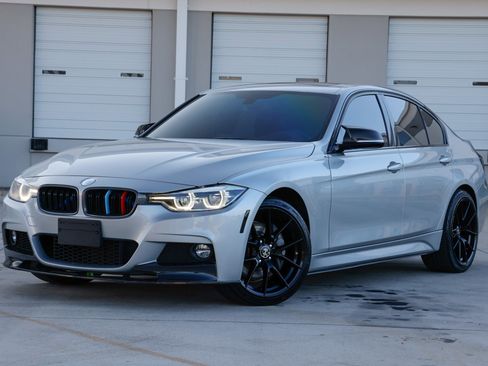 Used 2018 BMW 340i xDrive Sedan w/ Premium Package image 1