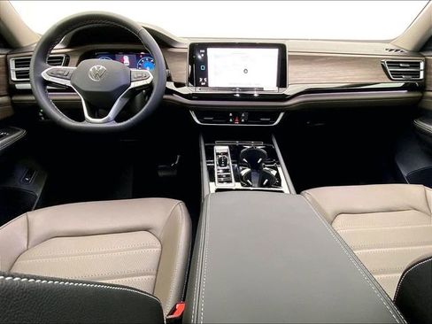 New 2026 Volkswagen Atlas SEL AWD/4WD image 6