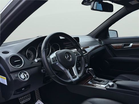 Used 2013 Mercedes-Benz C 300 4MATIC Sedan image 11