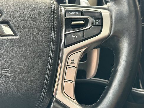 Used 2018 Mitsubishi Outlander GT image 32