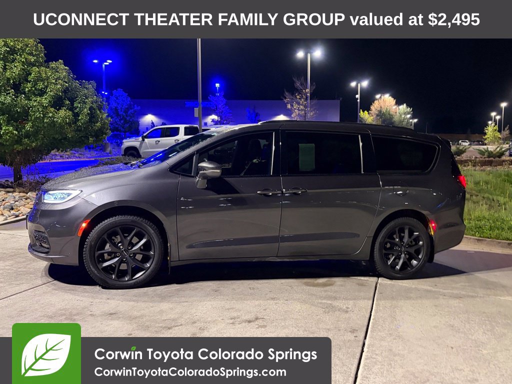 Used 2021 Chrysler Pacifica Limited w/ Uconnect Theater Family Group AWD/4WD image 5