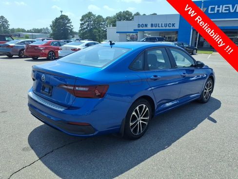 Used 2023 Volkswagen Jetta Sport FWD image 5