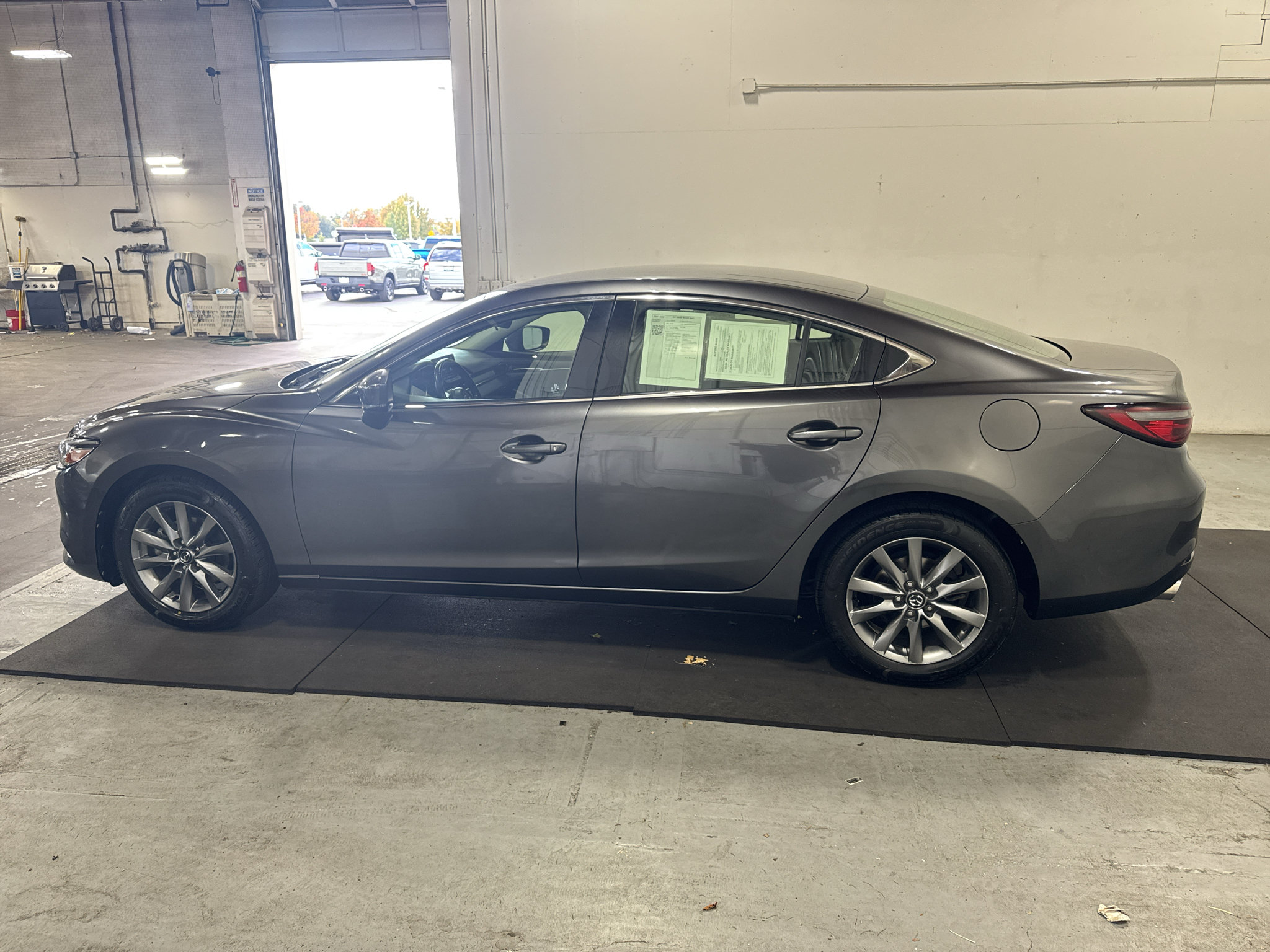 Used 2021 MAZDA MAZDA6 Sport FWD image 4