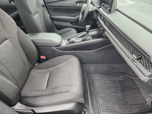 Used 2024 Honda Accord EX image 17