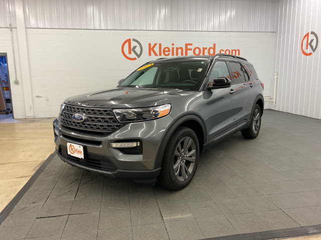 Used 2023 Ford Explorer XLT w/ Equipment Group 202A AWD/4WD image 3