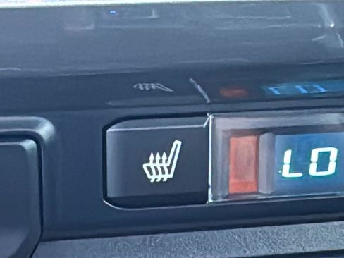 Used 2019 Toyota Tacoma TRD Off-Road image 21